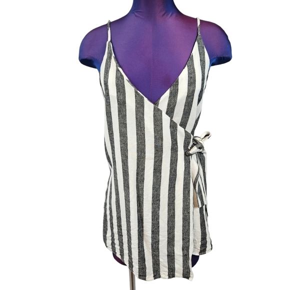 Pull & Bear Striped Linen Wrap Sleeveless Top Size Large Women's - Picture 9 of 9